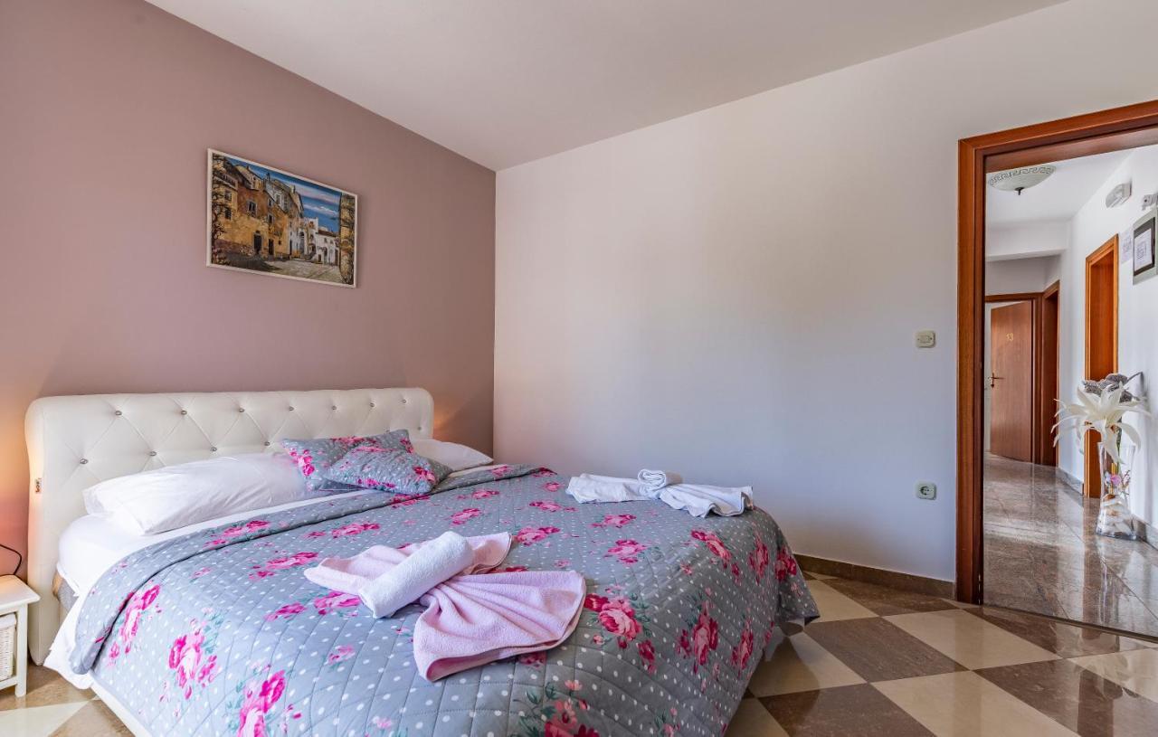 Villa San Rocco Bed & Breakfast Medulin Exterior foto