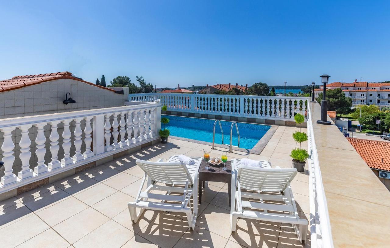 Villa San Rocco Bed & Breakfast Medulin Exterior foto
