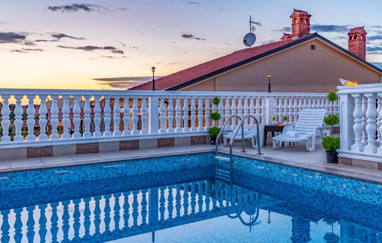 Villa San Rocco Bed & Breakfast Medulin Exterior foto